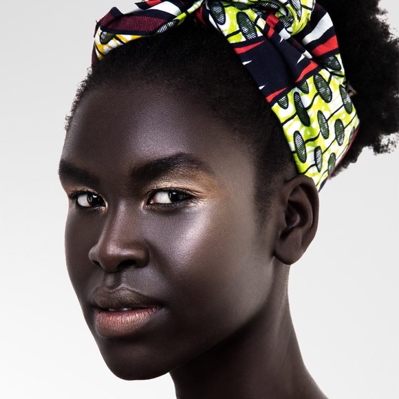 THE ORGANIC SKIN CO. IN THE SPOTLIGHT LUMINIZER HIGHLIGHT IN ROSE GOLD - Picture 3 of 16